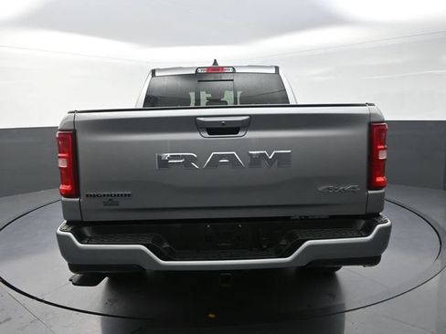 Used 2025 RAM 1500 Big Horn AWD/4WD image 9