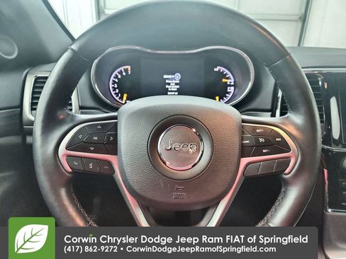 Used 2021 Jeep Grand Cherokee Laredo X image 21