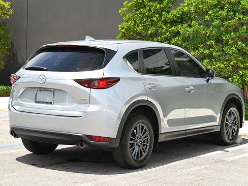 Used 2019 MAZDA CX-5 Sport FWD image 4