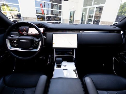 Used 2024 Land Rover Range Rover SE AWD/4WD image 31