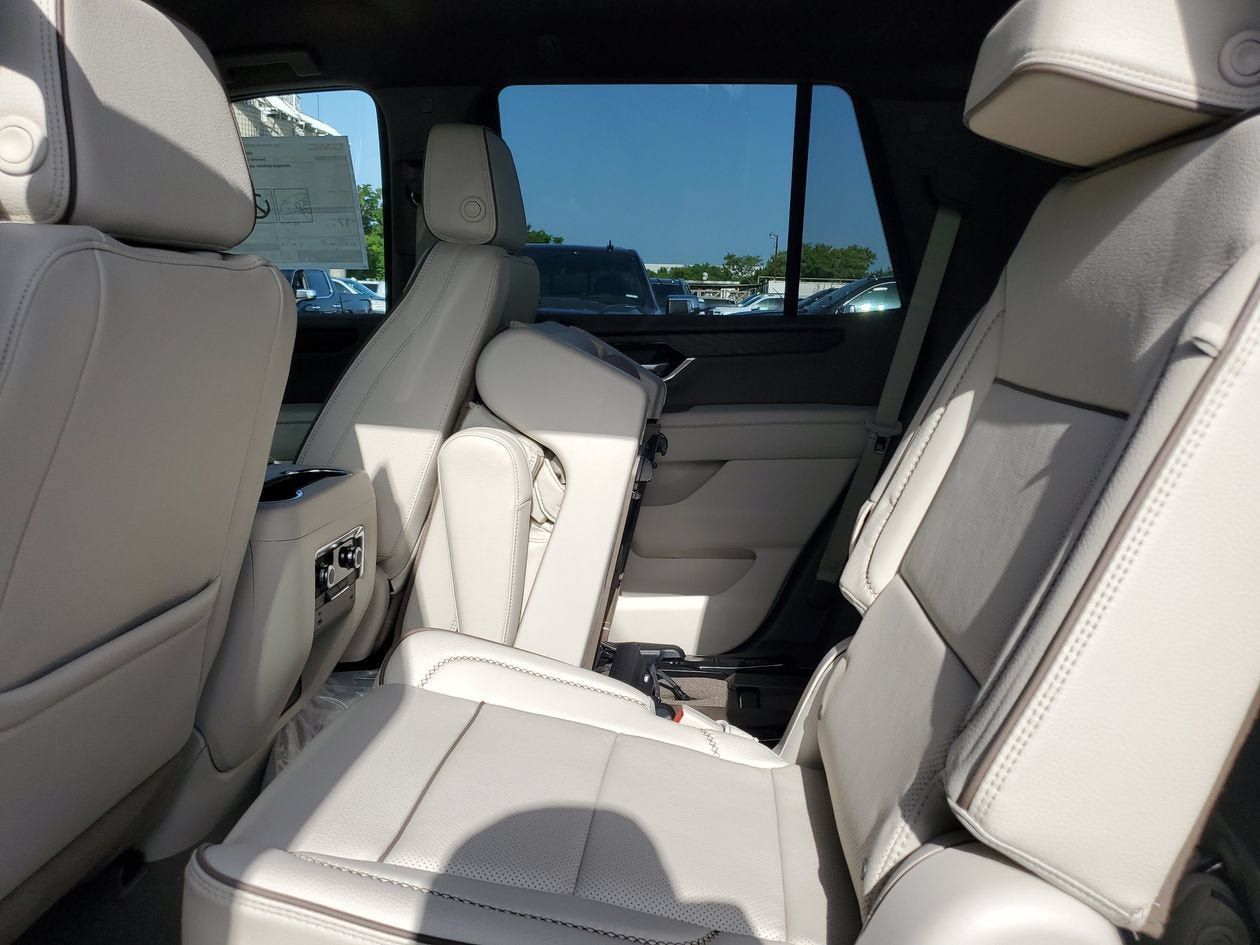 New 2026 GMC Yukon Denali RWD image 11