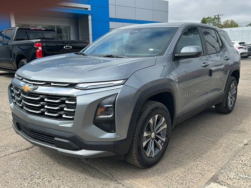 New 2026 Chevrolet Equinox LT AWD/4WD image 4