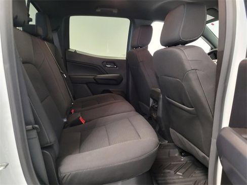 New 2026 GMC Canyon Elevation w/ Convenience Package image 12