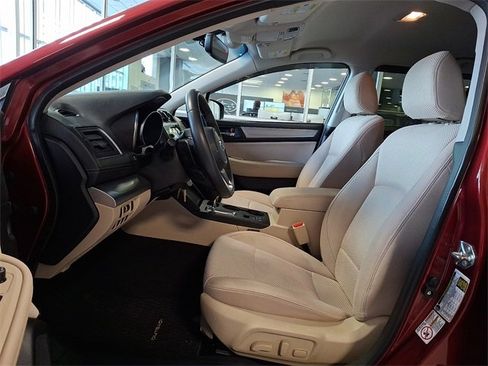 Used 2019 Subaru Outback 2.5i Premium image 14