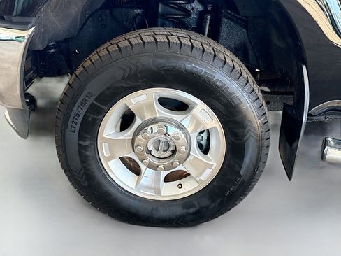 Used 2016 Ford F250 XLT w/ XLT Value Package image 35