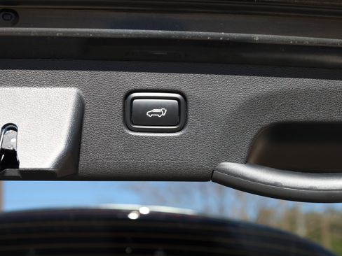 New 2026 Kia Sportage SX image 18