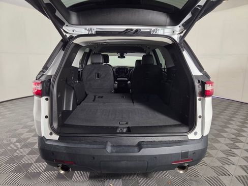 Used 2020 Chevrolet Traverse RS FWD image 27