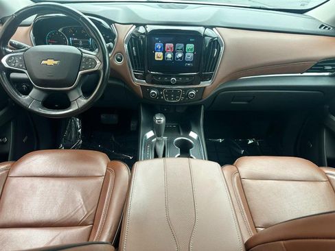 Used 2018 Chevrolet Traverse High Country AWD/4WD image 17