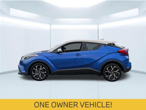 Used 2018 Toyota C-HR XLE FWD image 2