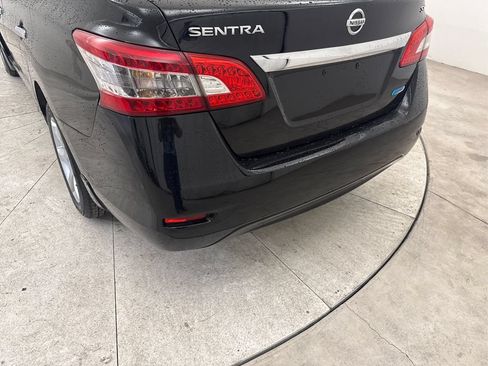 Used 2013 Nissan Sentra SV FWD image 22