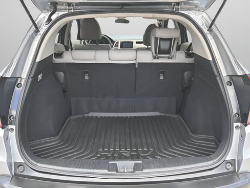 Used 2017 Honda HR-V EX image 24