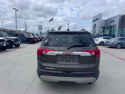 Used 2019 GMC Acadia SLE w/ Driver Alert Package I image 4