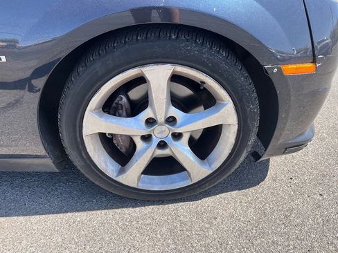 Used 2013 Chevrolet Camaro SS RWD image 17