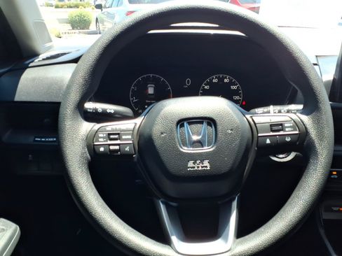 Used 2025 Honda CR-V EX image 12