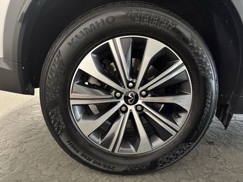 Used 2023 INFINITI QX60 Pure image 30