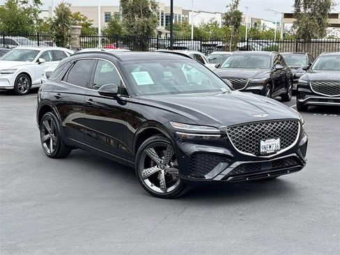 Used 2025 Genesis GV70 3.5T Sport w/ Sport Advanced Package image 34