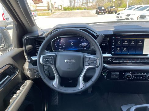Used 2026 Chevrolet Silverado 1500 RST w/ LPO, Dark Essentials Package AWD/4WD image 16