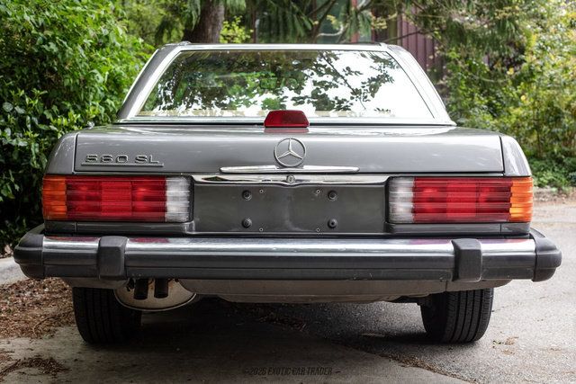 Used 1987 Mercedes-Benz 560 SL image 7