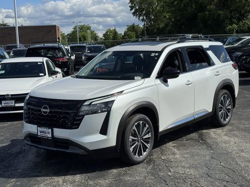 New 2026 Nissan Pathfinder Platinum AWD/4WD image 34