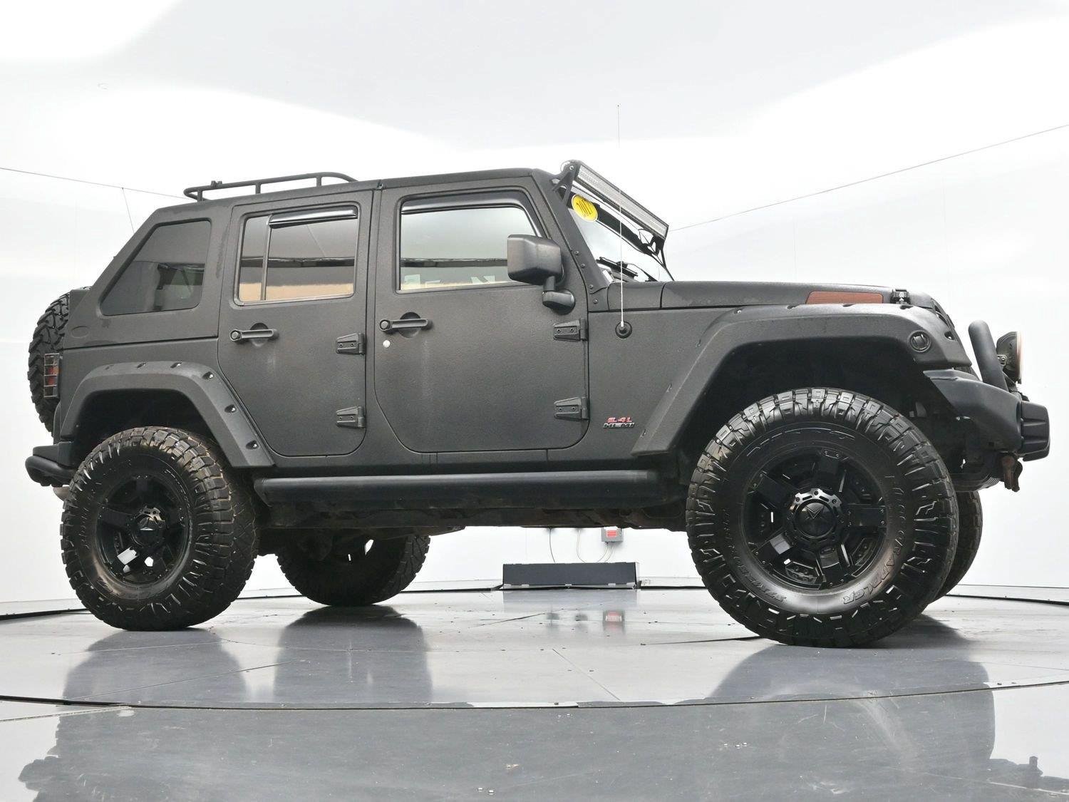 Used 2017 Jeep Wrangler Unlimited Rubicon AWD/4WD image 43