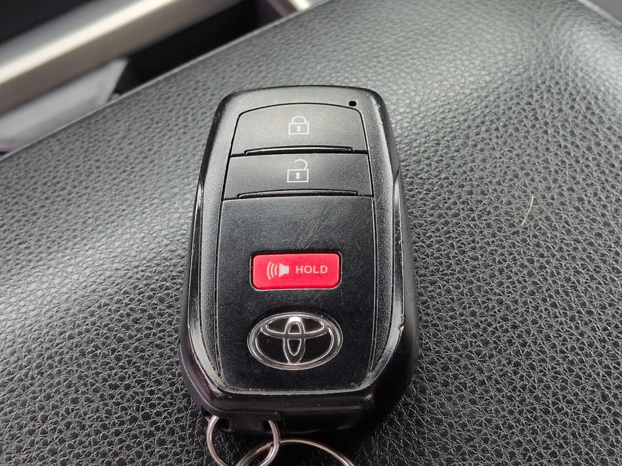 Used 2024 Toyota Tacoma TRD Off-Road AWD/4WD image 27