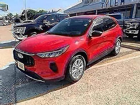 Used 2024 Ford Escape Active FWD image 21