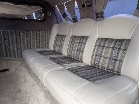 Used 1999 Lincoln Town Car Executive image 32