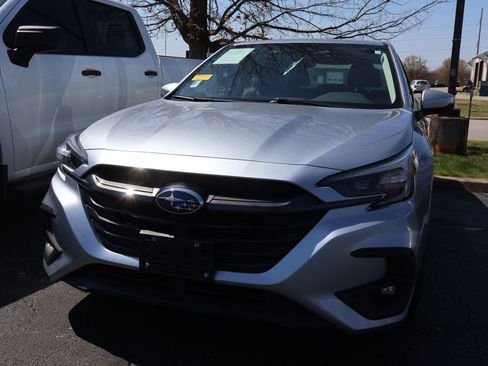 Used 2023 Subaru Legacy Limited image 11