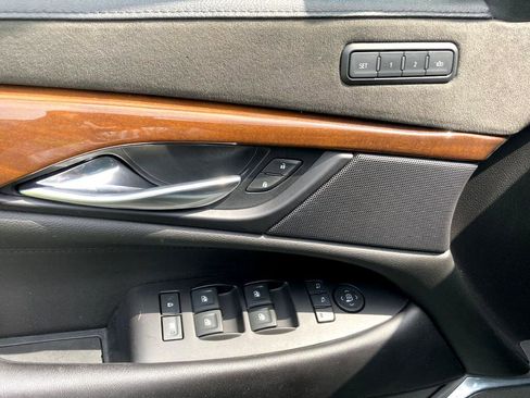 Used 2019 Cadillac Escalade Premium Luxury image 12