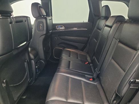 Used 2015 Jeep Grand Cherokee Overland image 18