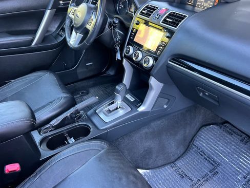 Used 2018 Subaru Forester 2.5i Limited AWD/4WD image 16