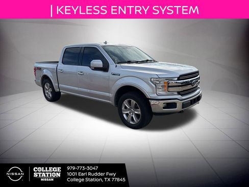 Used 2018 Ford F150 Lariat w/ Trailer Tow Package image 7