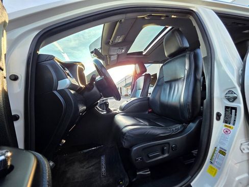 Used 2014 Toyota Highlander XLE image 13