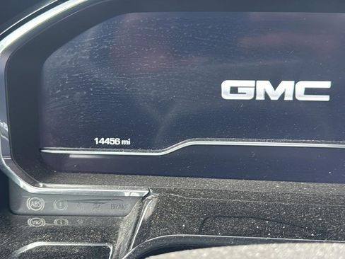 Used 2022 GMC Sierra 1500 SLE image 11