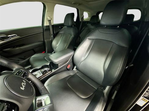 Used 2023 Kia Sportage SX image 22