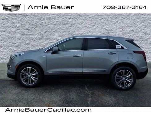 New 2025 Cadillac XT5 Premium Luxury image 9