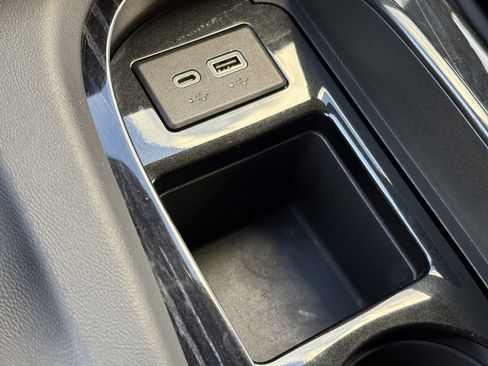 Used 2021 Cadillac Escalade Sport image 30