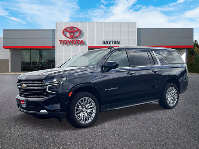 Used 2024 Chevrolet Suburban LT AWD/4WD image 5