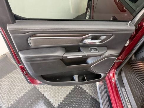 Used 2022 RAM 1500 Laramie AWD/4WD image 26