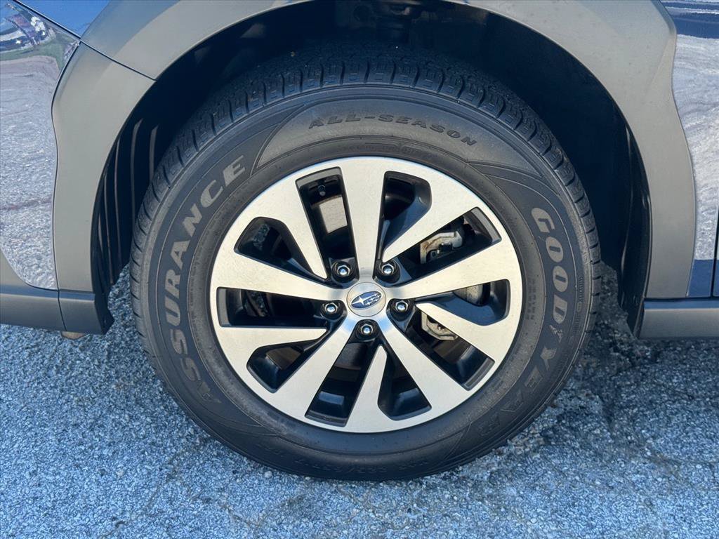 Used 2023 Subaru Outback AWD/4WD image 9