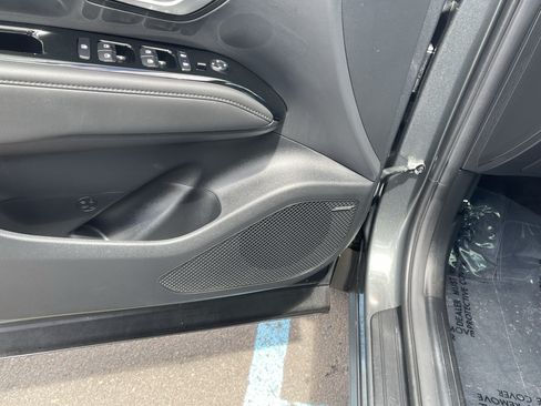 Certified 2024 Hyundai Tucson Limited AWD/4WD image 19