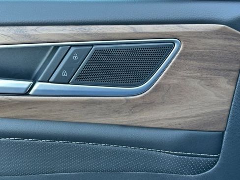 New 2026 Volkswagen Atlas SE image 23