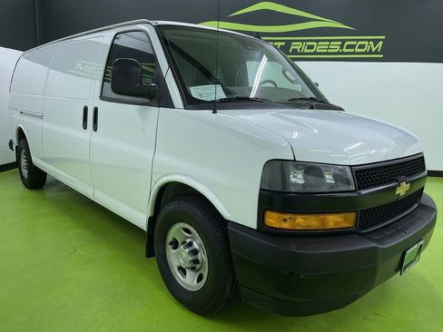 Used 2019 Chevrolet Express 3500 Extended w/ Driver Convenience Package image 2