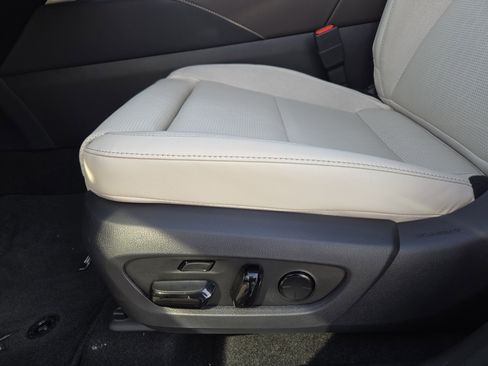 New 2026 Lexus RX 350 w/ Convenience Package image 17