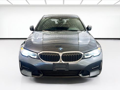 Used 2022 BMW 330e w/ Convenience Package RWD image 2