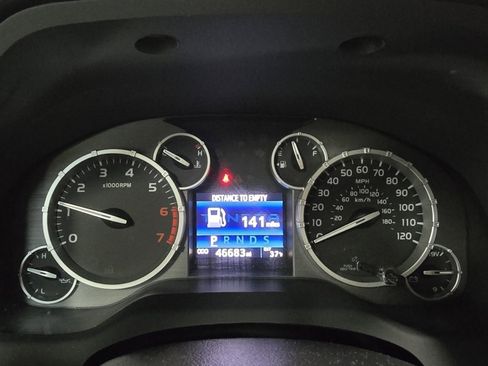 Used 2017 Toyota Tundra SR5 image 28