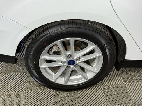 Used 2018 Ford Focus SE image 10