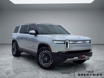 Used 2025 Rivian R1S Adventure