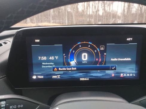 Used 2026 Chevrolet Traverse LT image 18