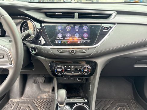 Used 2022 Buick Encore GX Select FWD image 22